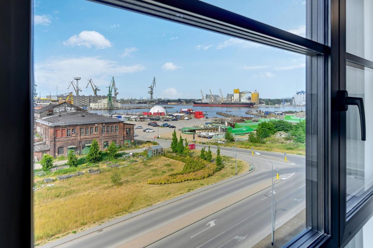 Doki Living & Foodhall By Downtown Apartments Гданск Екстериор снимка