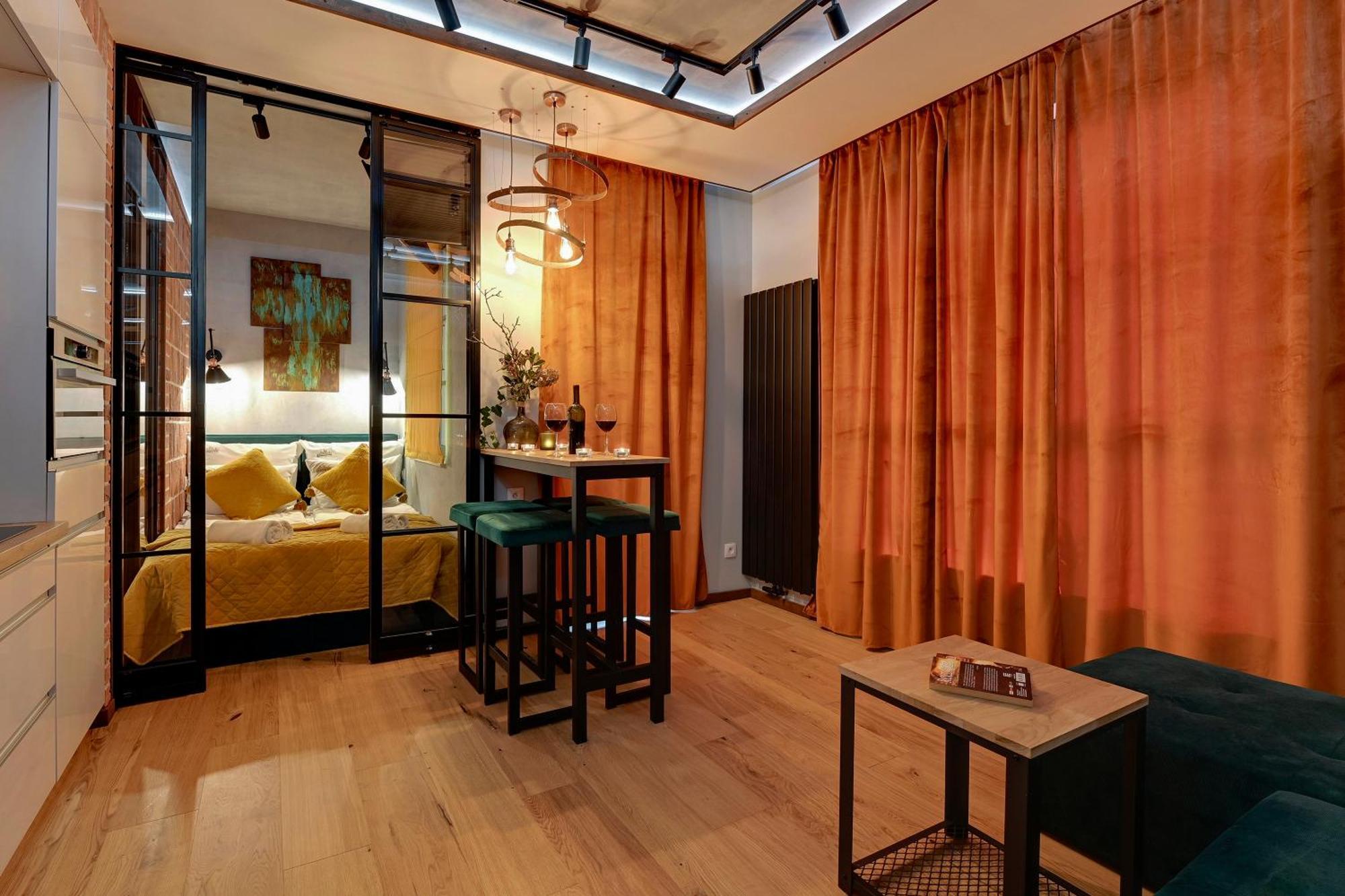 Doki Living & Foodhall By Downtown Apartments Гданск Екстериор снимка