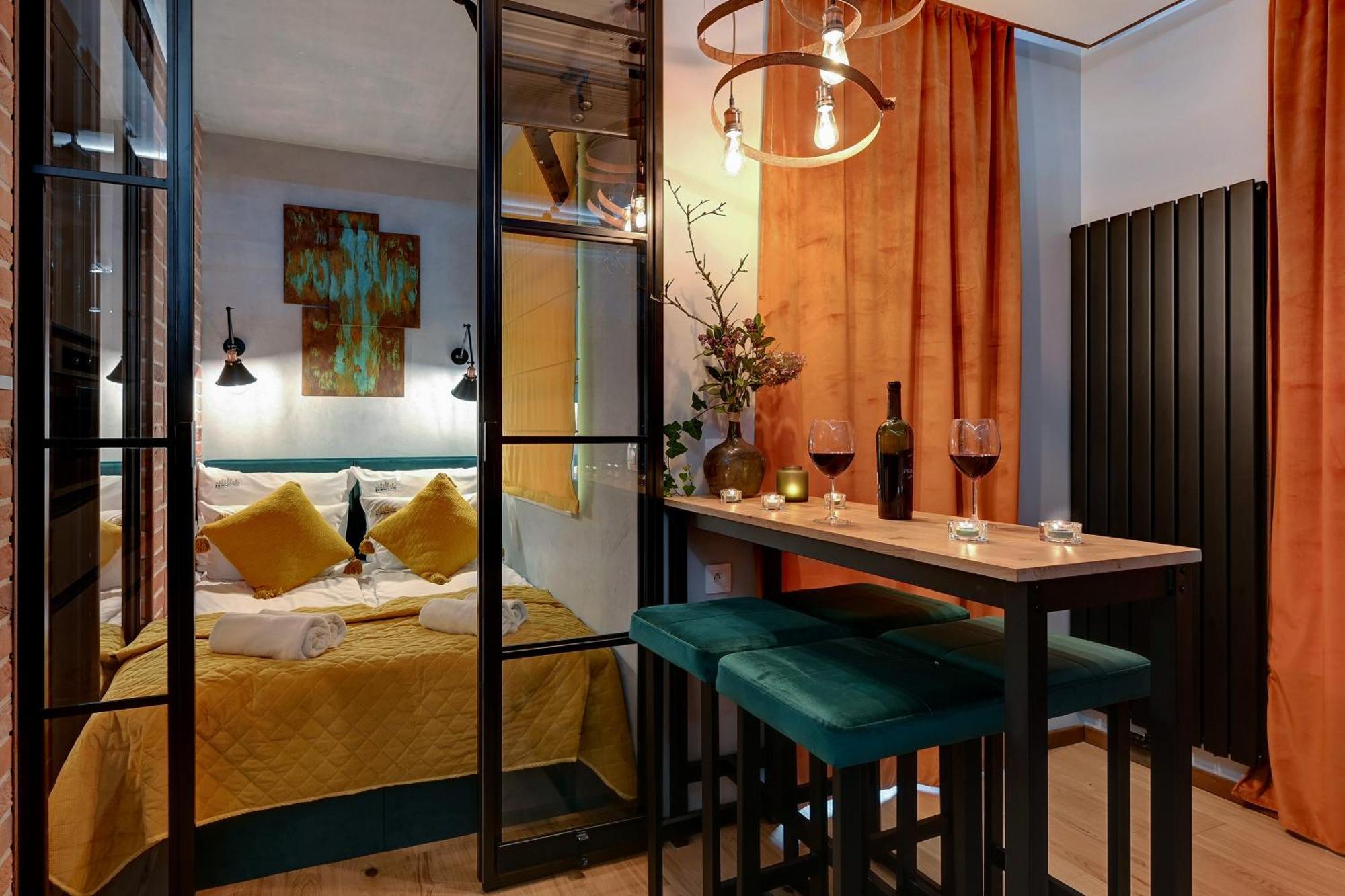 Doki Living & Foodhall By Downtown Apartments Гданск Екстериор снимка