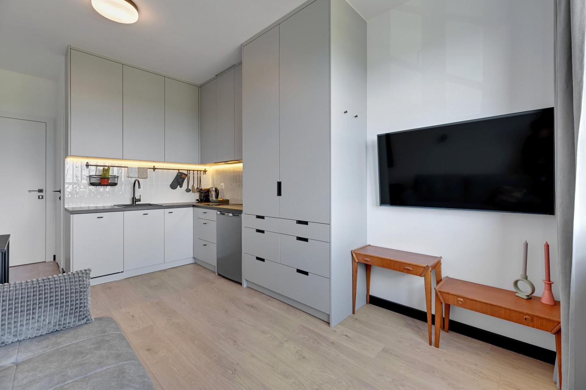 Doki Living & Foodhall By Downtown Apartments Гданск Екстериор снимка